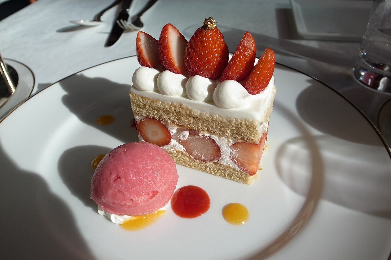 Strawberry Cloud Shortcake, ready to serve